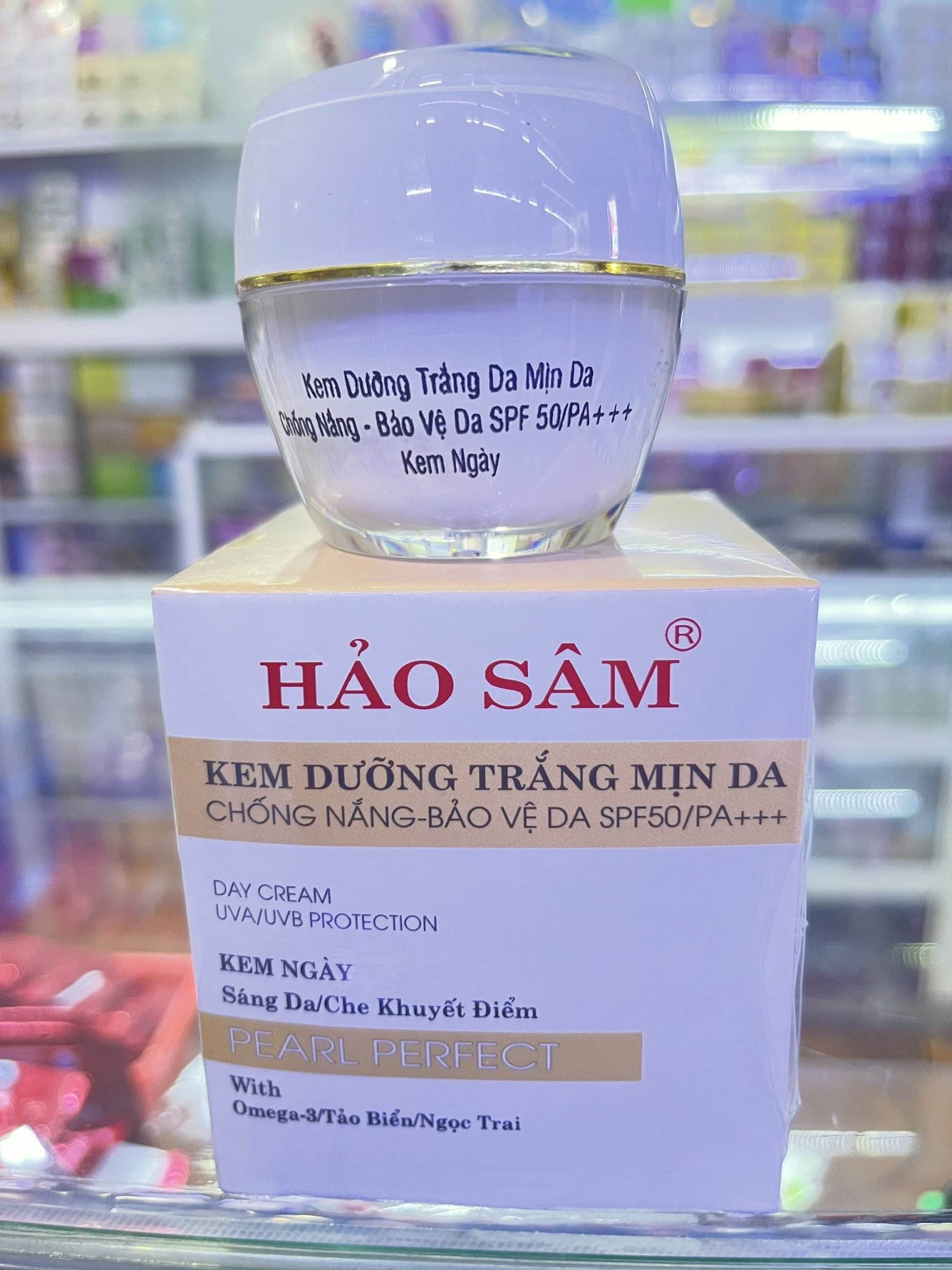 Kem Hảo sâm trắng mịn da chống nắng