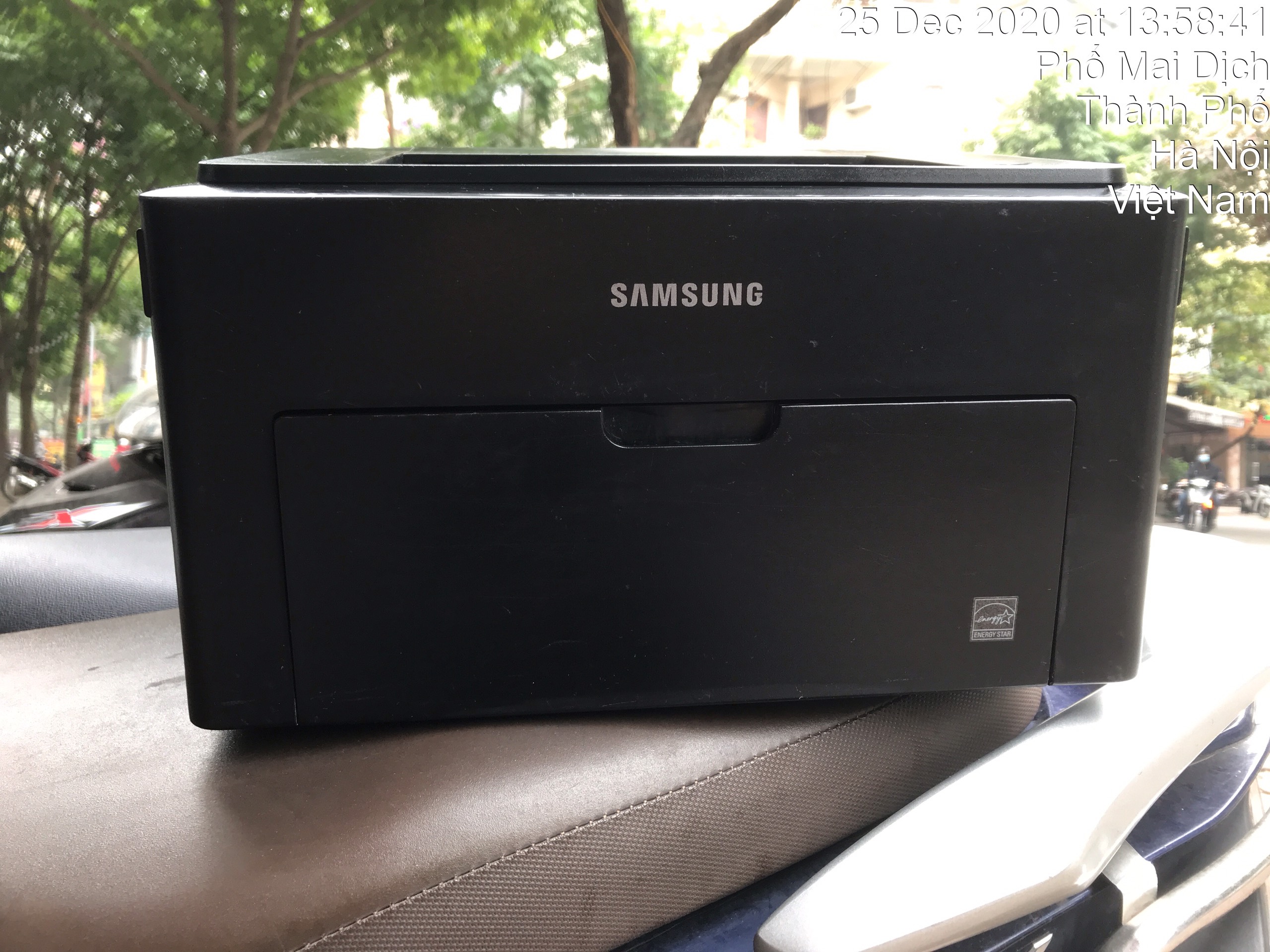 Máy in Samsung ML - 1640 .Đã Qua Sử Dụng. ( Tặng kèm hộp mực , dây nguồn , dây usb mới )