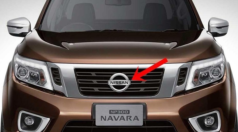 Logo( biểu tượng) Mặt ca lăng Nissan Navara (xịn)