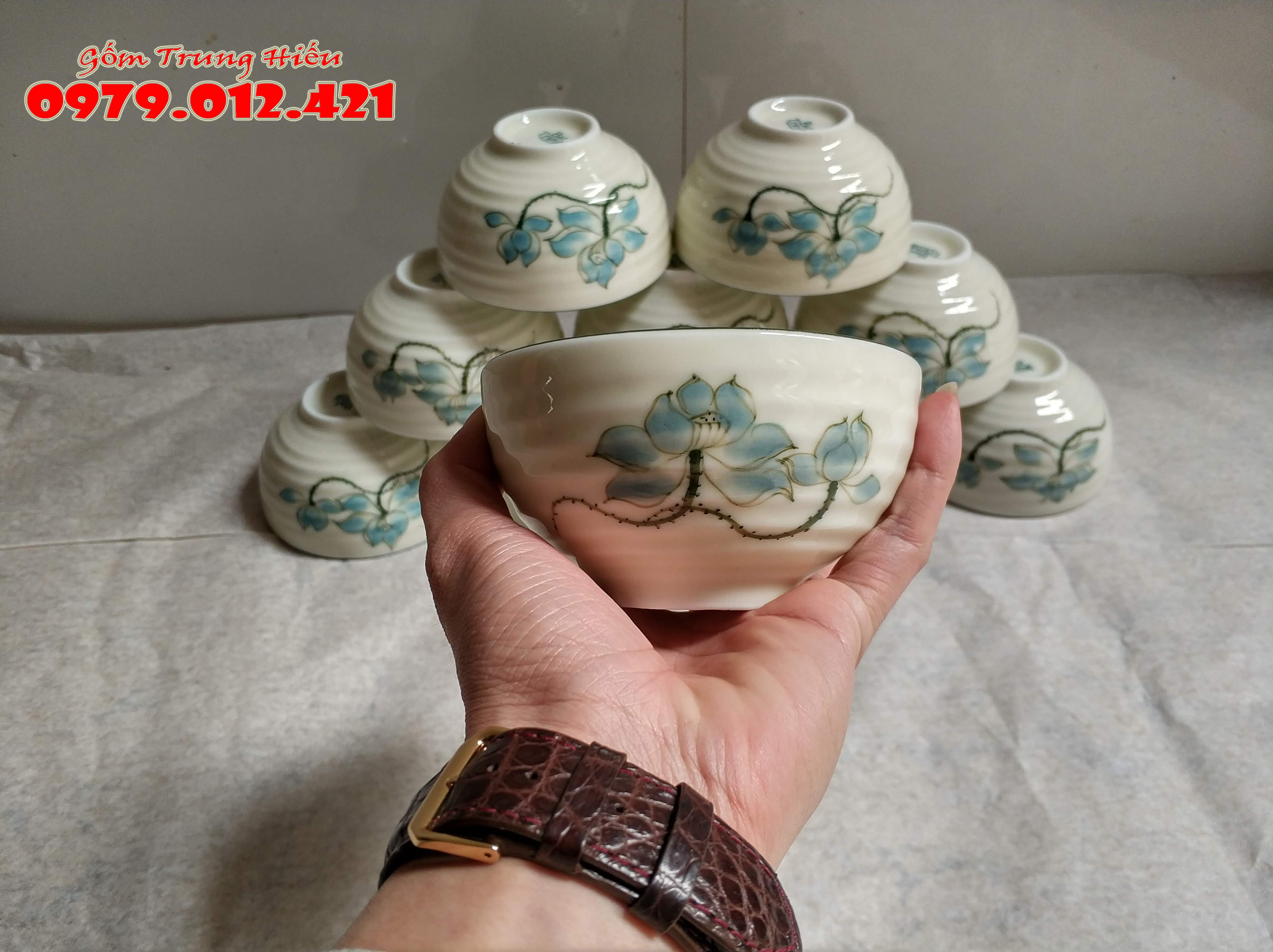 Bộ 10 bát ăn cơm Bát Tràng họa tiết vẽ sen xanh