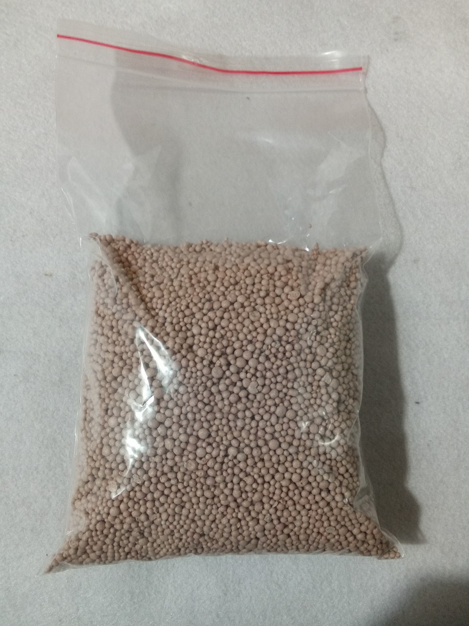 Phân bón NPK 16-16-16 NHẬP KHẨU TỪ NGA ( giá bán 1 kg , theo nhu cầu người  mua)