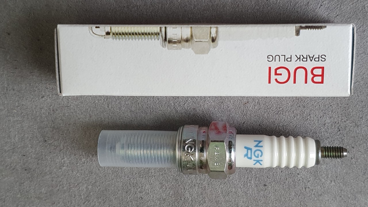[HCM]Bugi (CPR7EA9) (NGK)