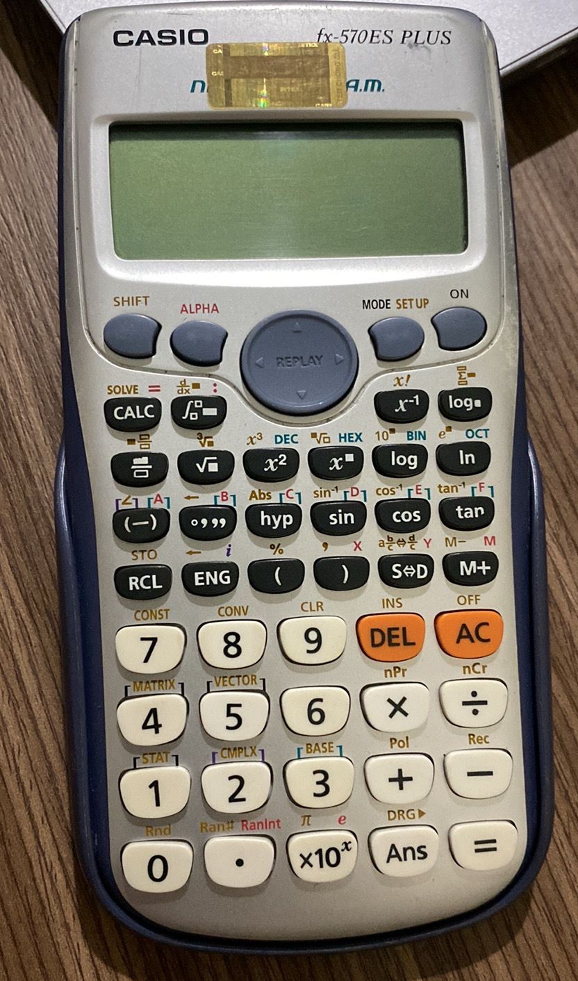 Máy tính Casio 570es plus chính hãng (2nd hand)