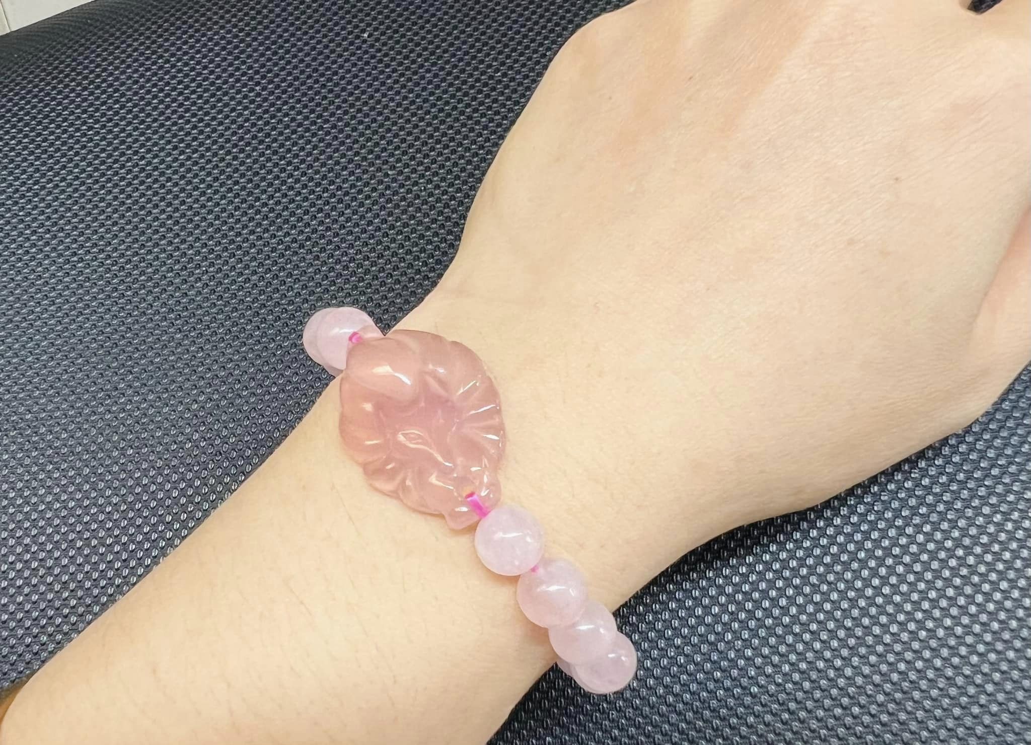 Vòng tay cửu hồ ly thạch anh hồng
