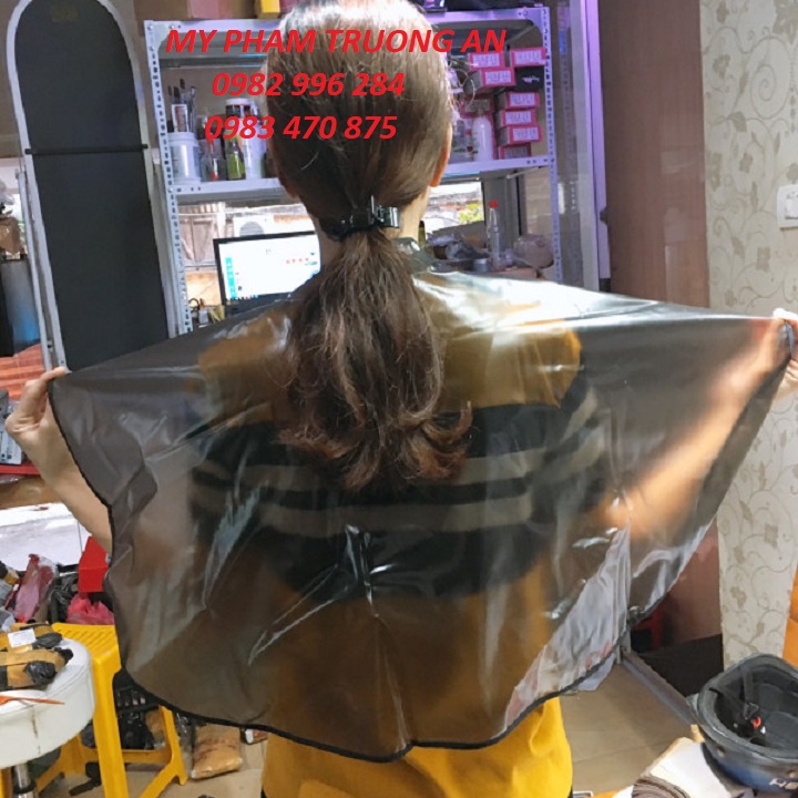 Bạt nhuộm tóc, uốn ép vào hóa chất PVC