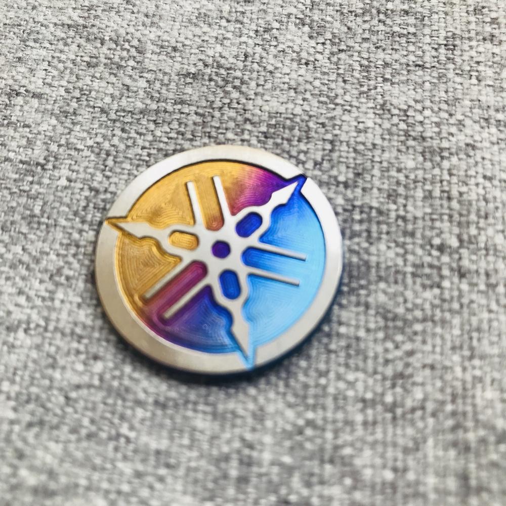 Tem TITAN YAMAHA dán xe máy, TEM LOGO huy hiệu YAMAHA trang trí xe máy (100% TITANIUM)