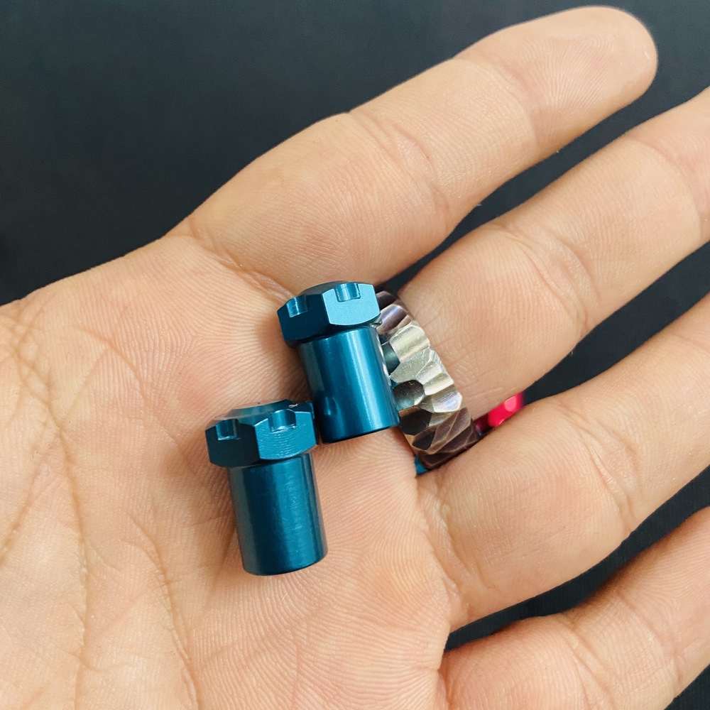 Van vòi full titan hàng mới 2020 siêu độc lạ cho mọi dòng xe - màu xanh ngọc