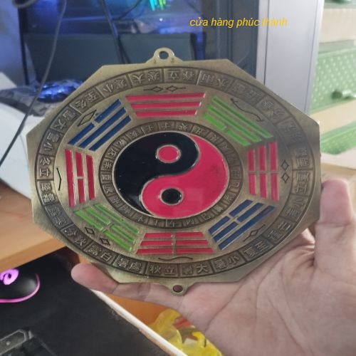 bát quái âm dương kiếng