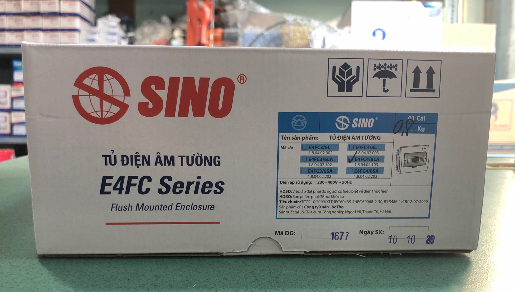 Tủ điện âm tường 4/8 Sino E4FC4/8LA