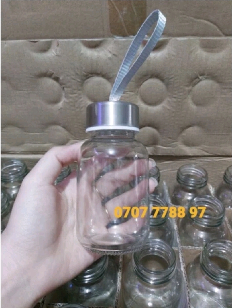 Chai thủy tinh 150ml thân tròn lùn nắp vặn