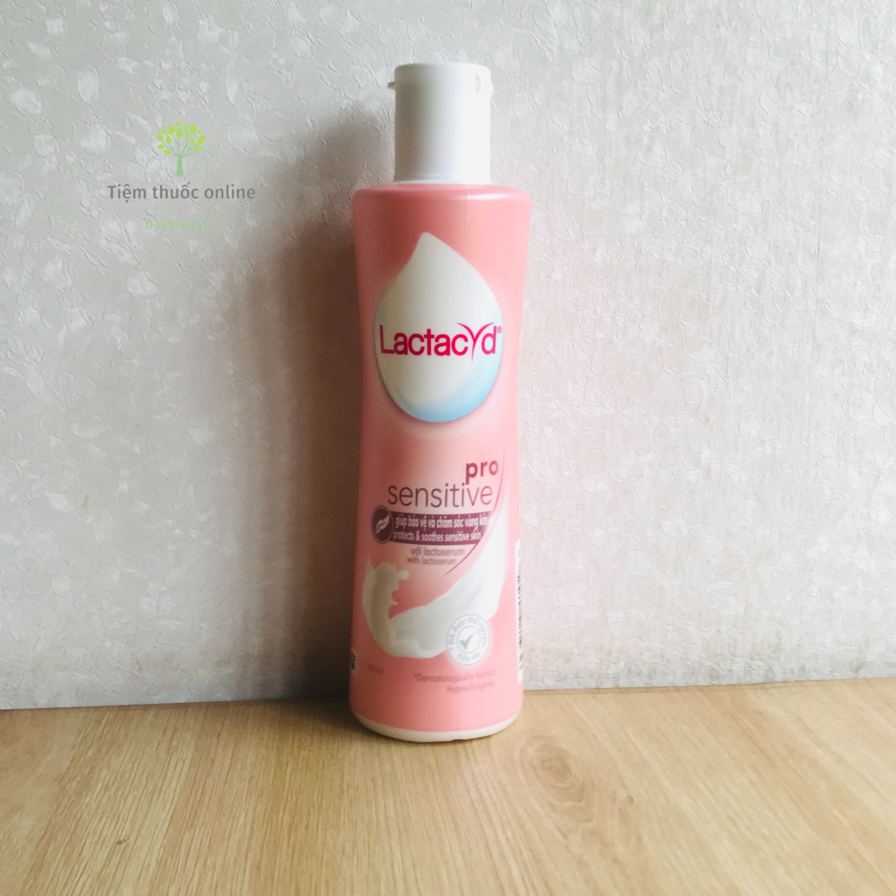 LACTACYD PRO SENSITIVE CHO DA NHẠY CẢM 250ML