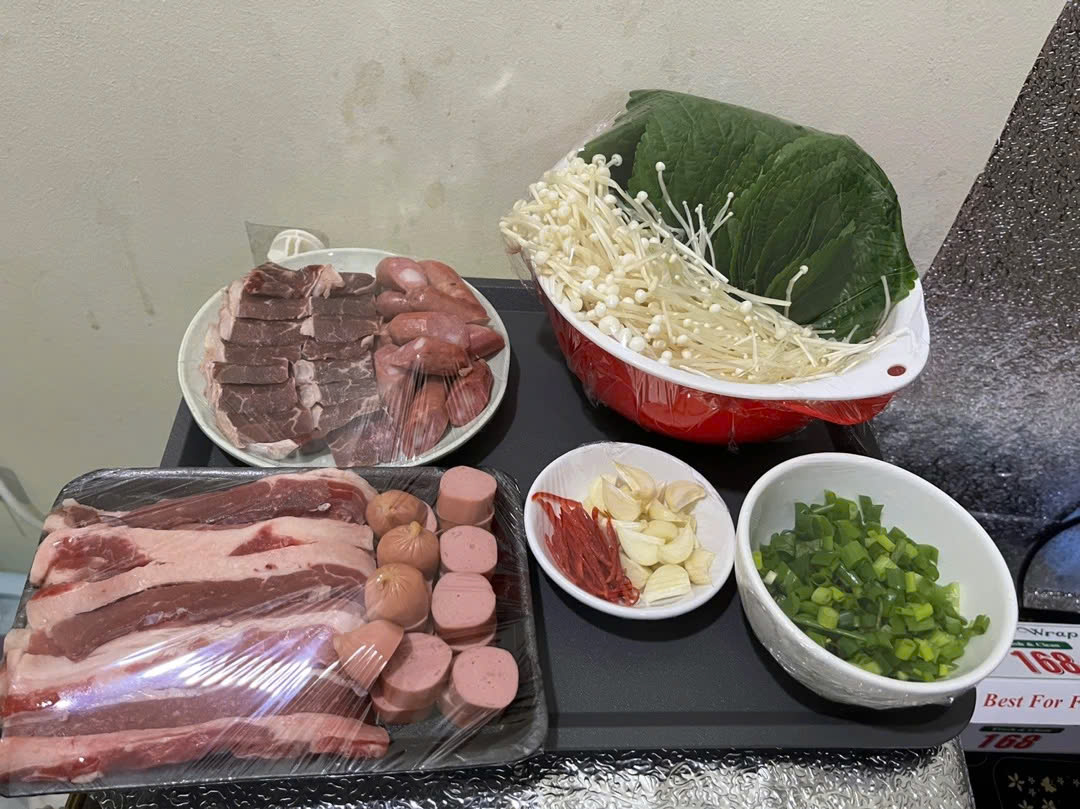 Khay Nhựa đựng cốc/ đồ ăn
