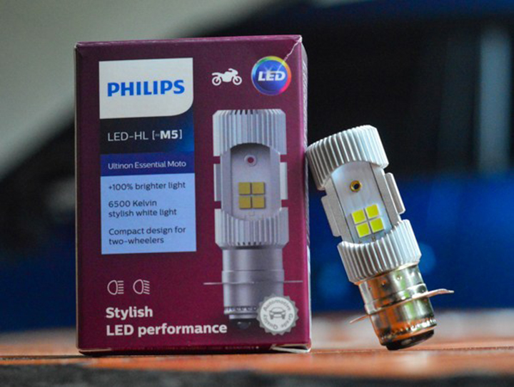 Bóng đèn pha led xe máy Philips Ultinon Essential Moto LED M5 + 100% Siêu Sáng