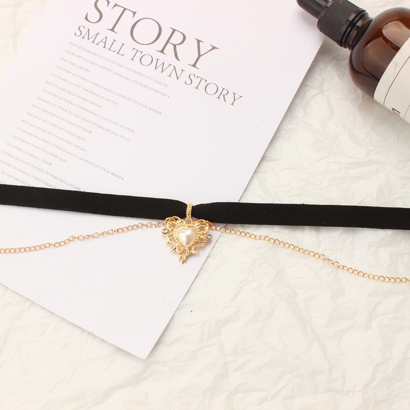 Choker hoàng gia sang chảnh