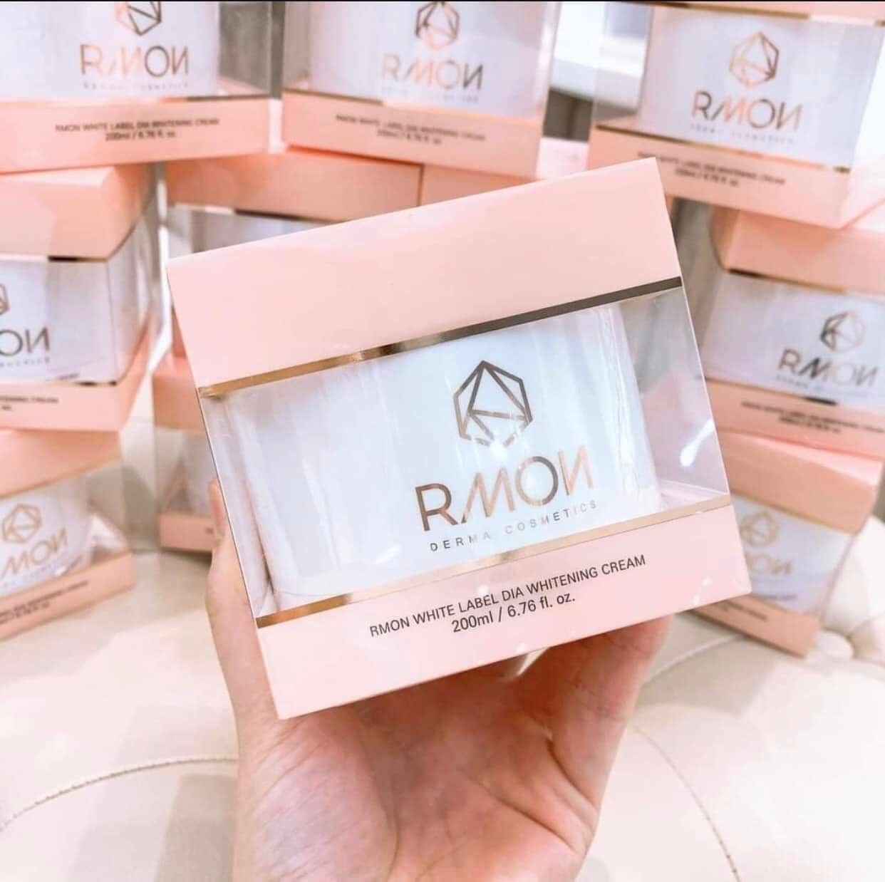 Kem dưỡng trắng da body tế bào gốc Rmon White Label Dia Whitening Cream