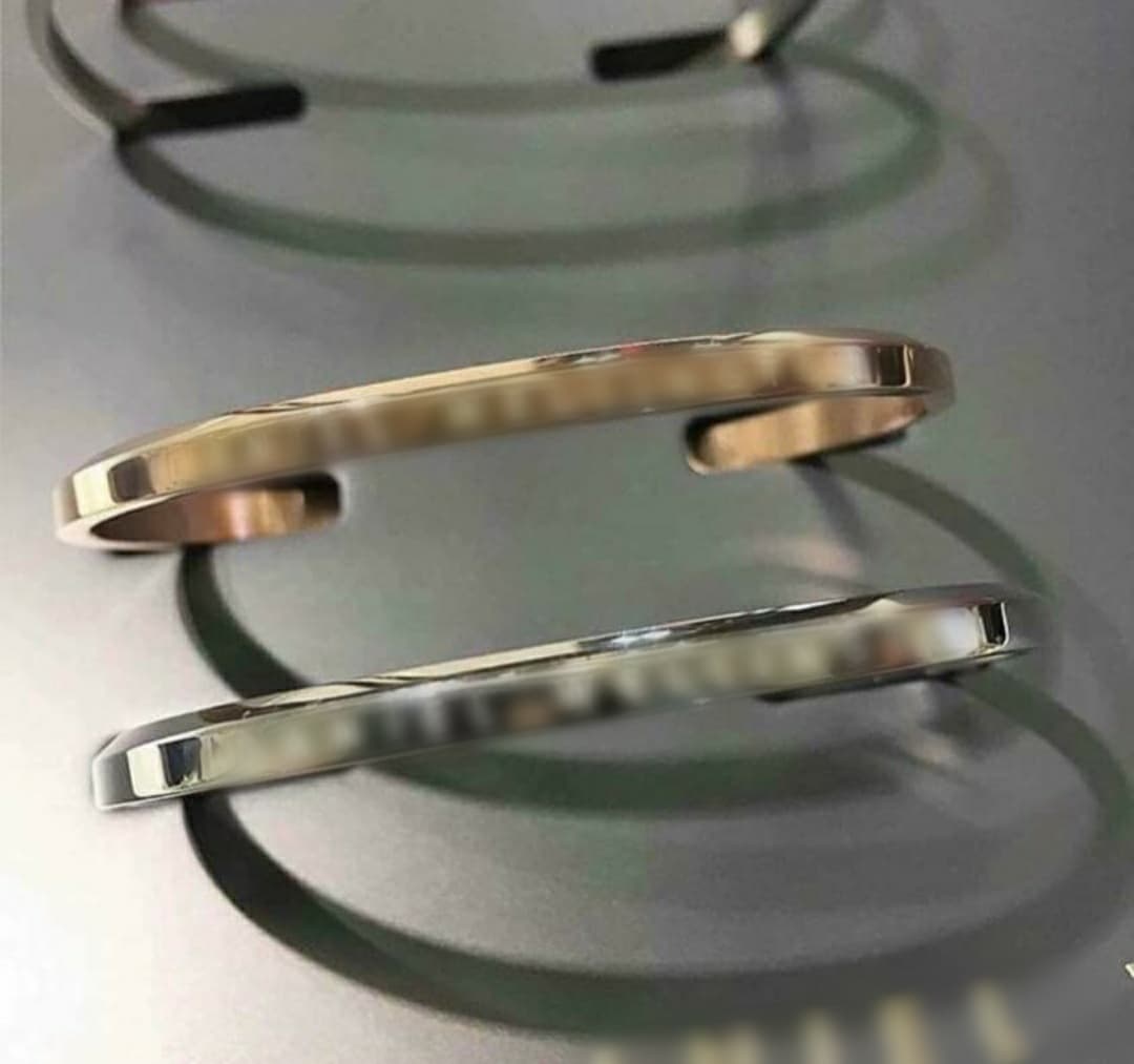 [HCM]Vòng Tay Cuff Ver 1 Full Box