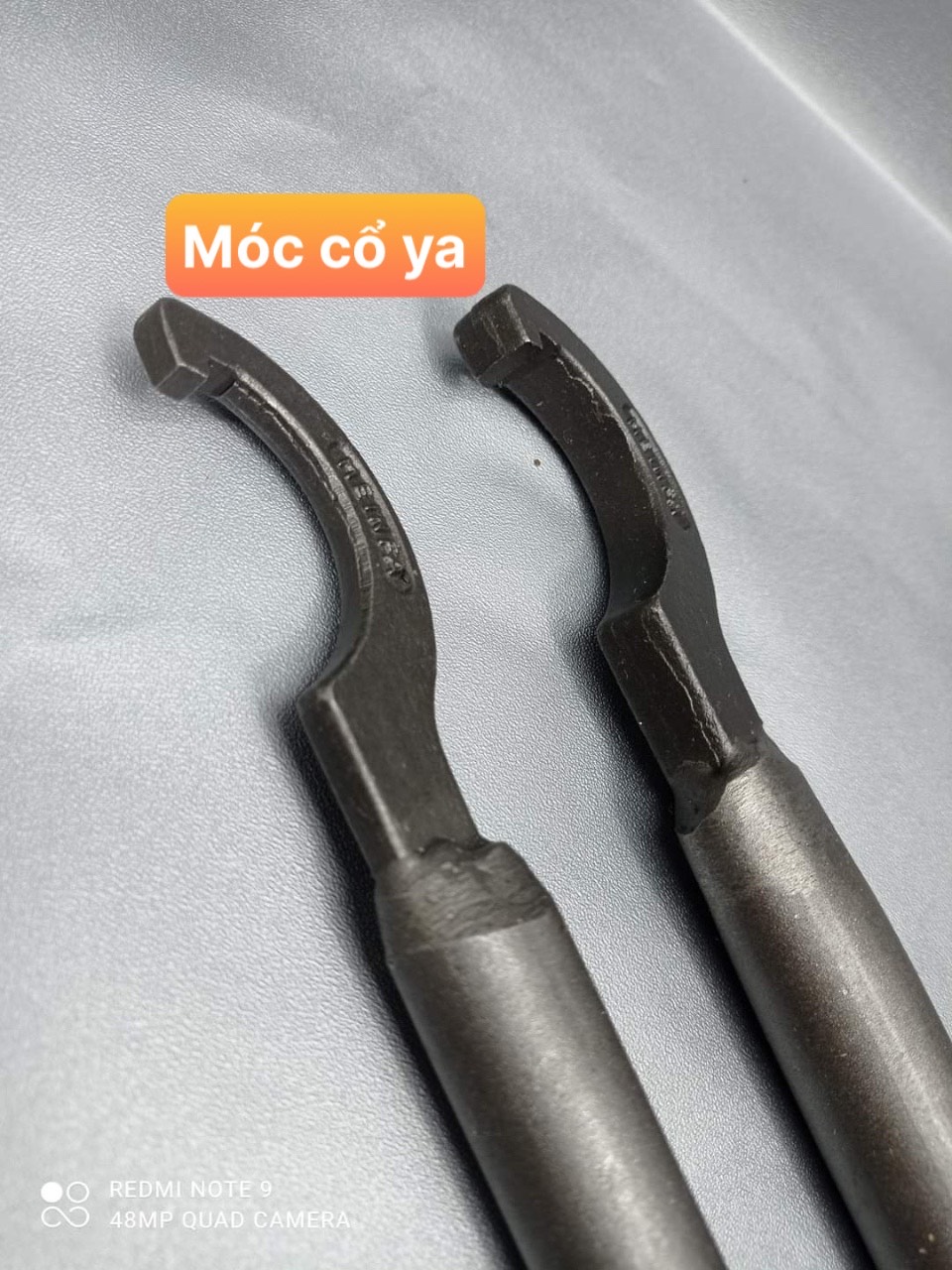 Bộ 2 móc cổ xe máy Yamaha MENFA.( dầy + mỏng Có bán rời từng loại )