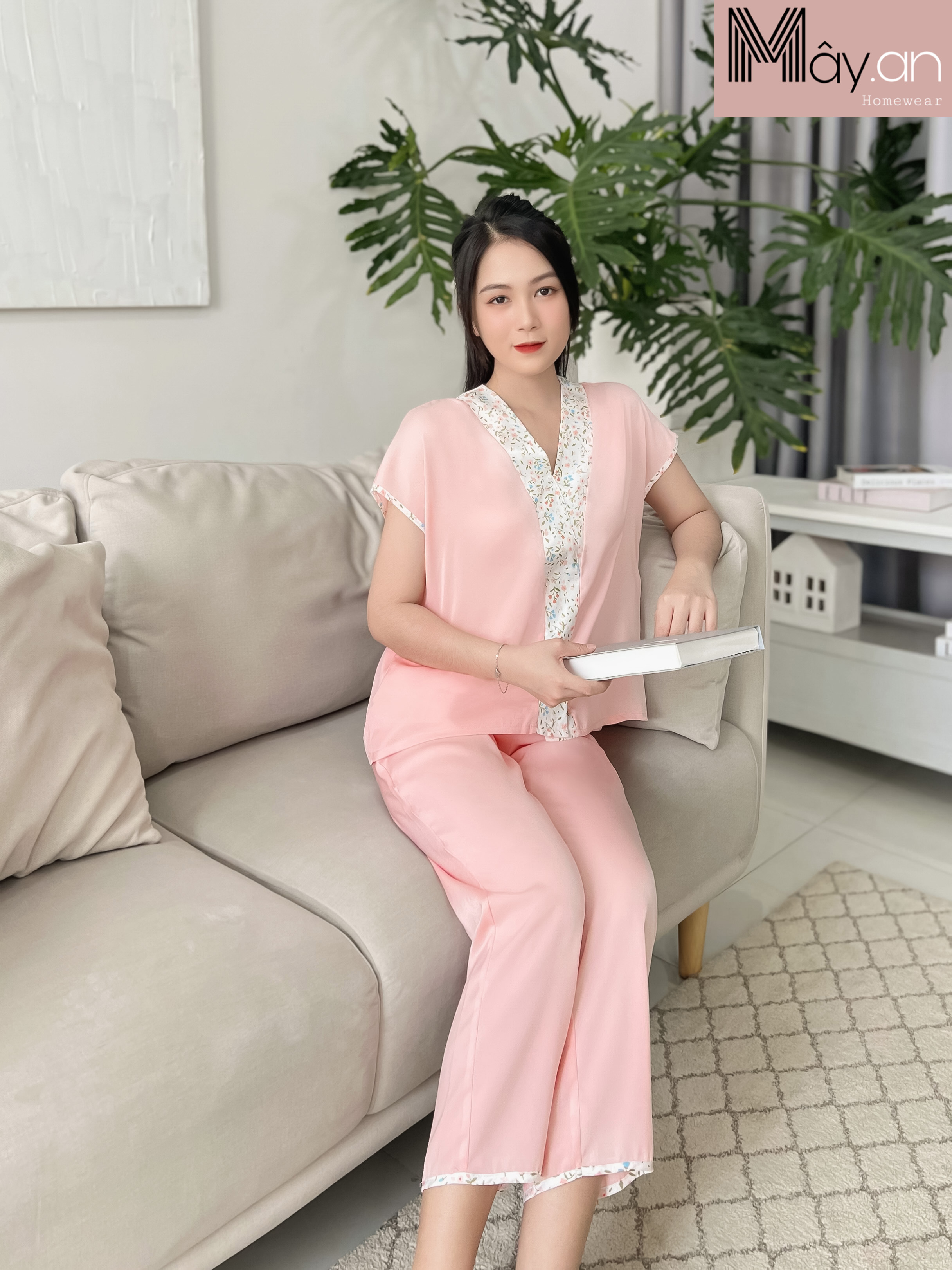 Đồ mặc nhà Mây áo viền hoa lụa nhung cao cấp - quần dài
