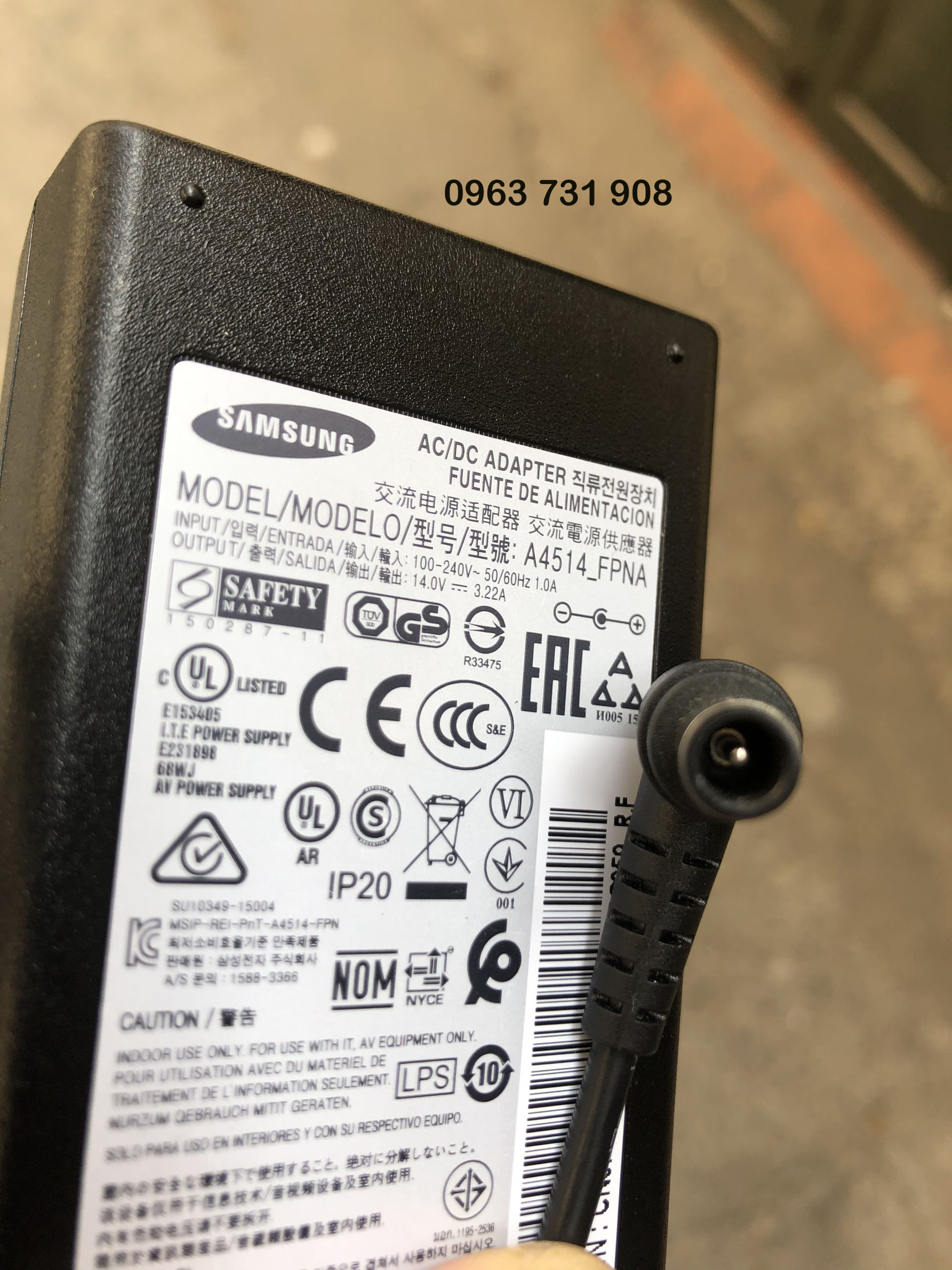 Adapter nguồn samsung 14v 3.22a chính hãng