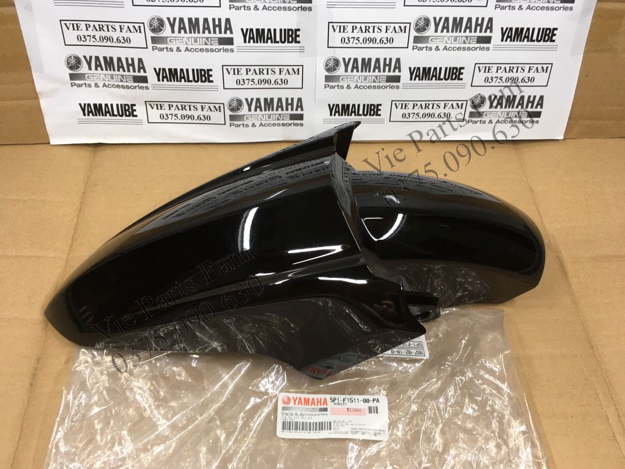 Chắn bùn trước / Dè trước Nouvo 4, Nouvo 5 đủ màu, Chính hiệu Yamaha Motor VN