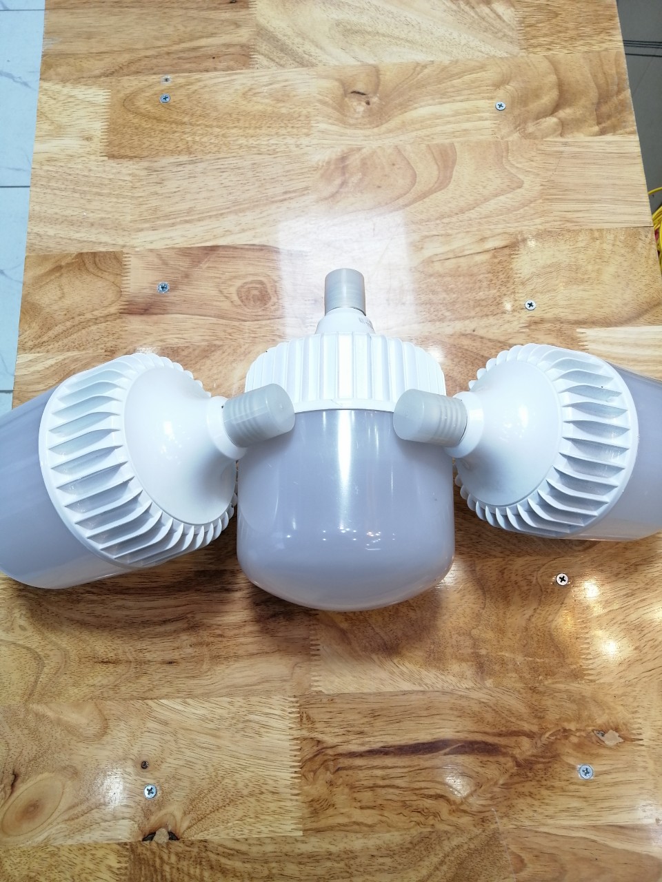 Bóng đèn led  bulb trụ thân nhôm  30W