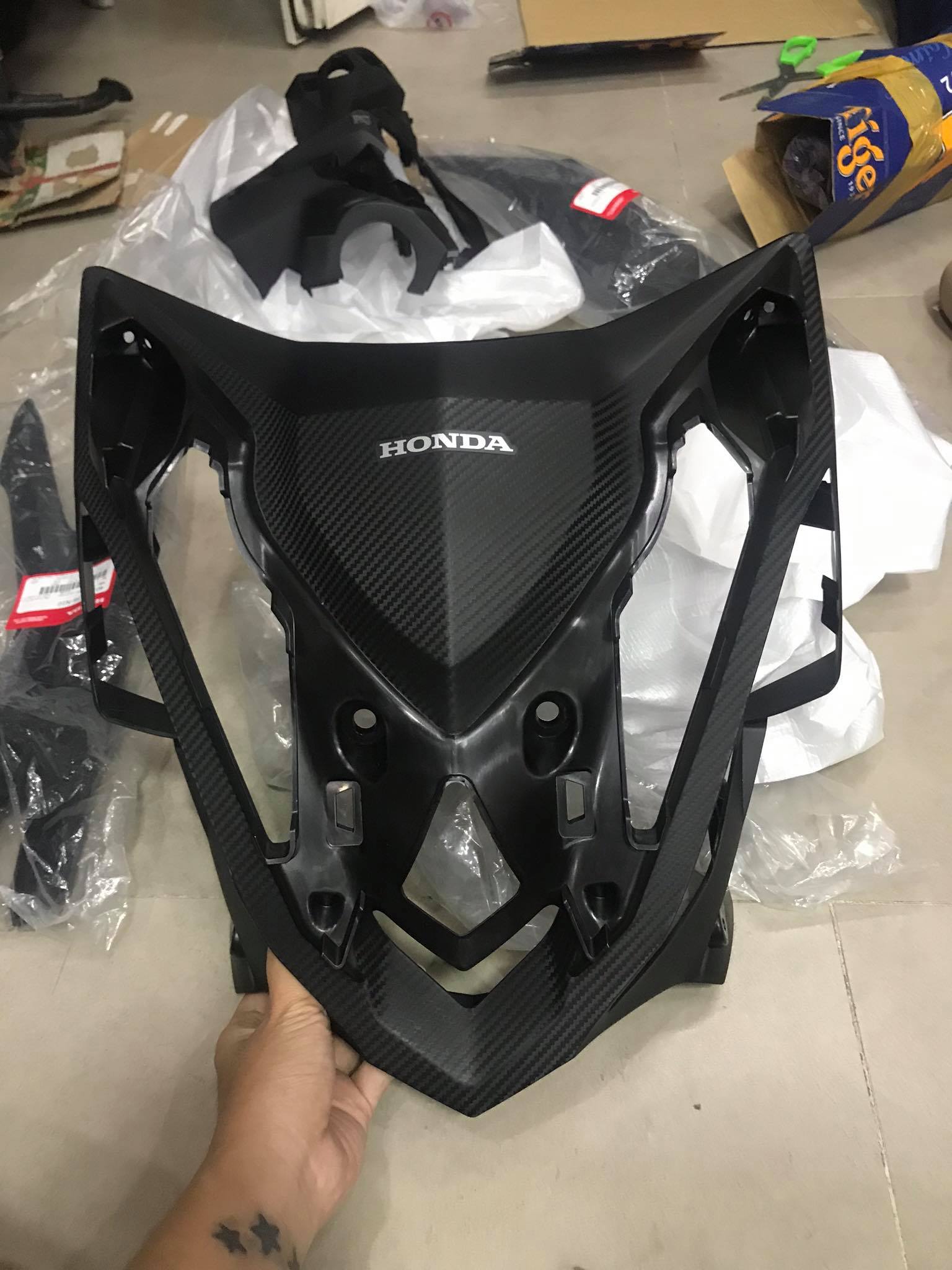 Mặt nạ trong đen nhám Winner 150- Hãng.