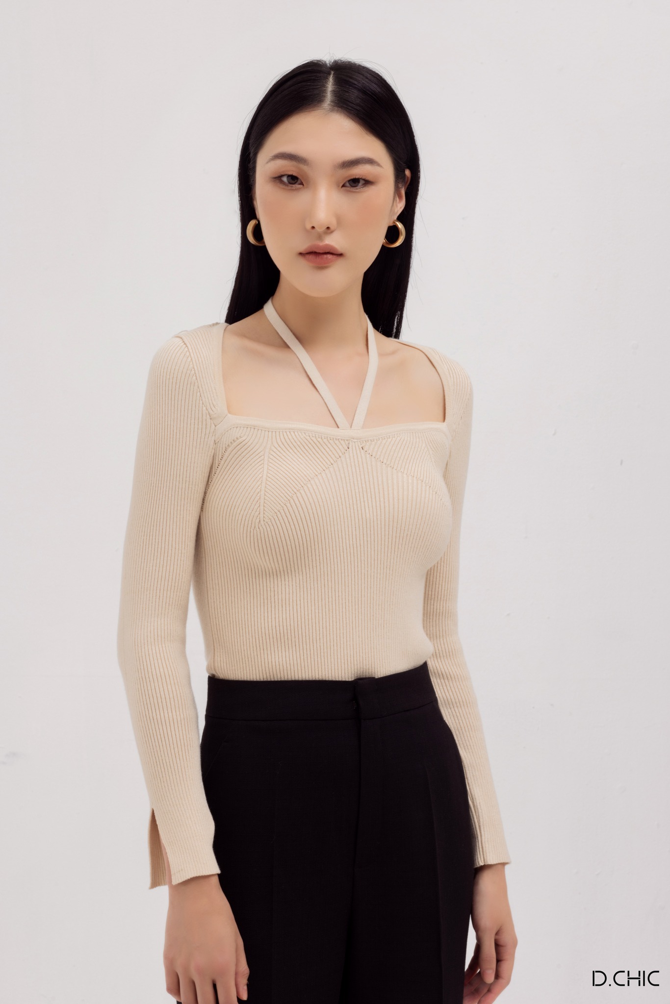 Áo len dài tay cổ vuông dây cổ D.CHIC MS: 188087