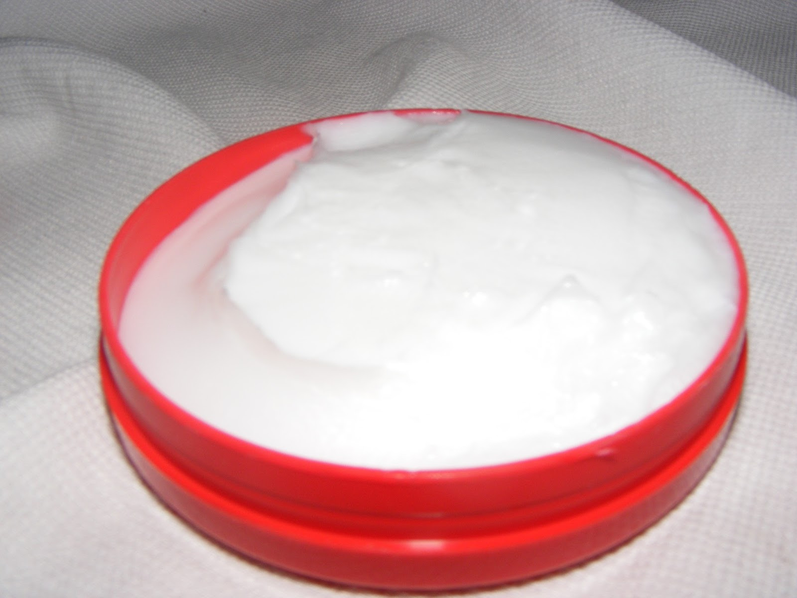 Kem Dưỡng Da Glysolid Hautbalsam Đức - Cấp Ẩm, Trị Nứt Nẻ, Nứt Gót Tay Chân 100ml