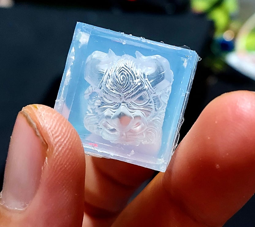 [HCM]Khuôn silicon keycap clone bò bull v2 trong suốt.