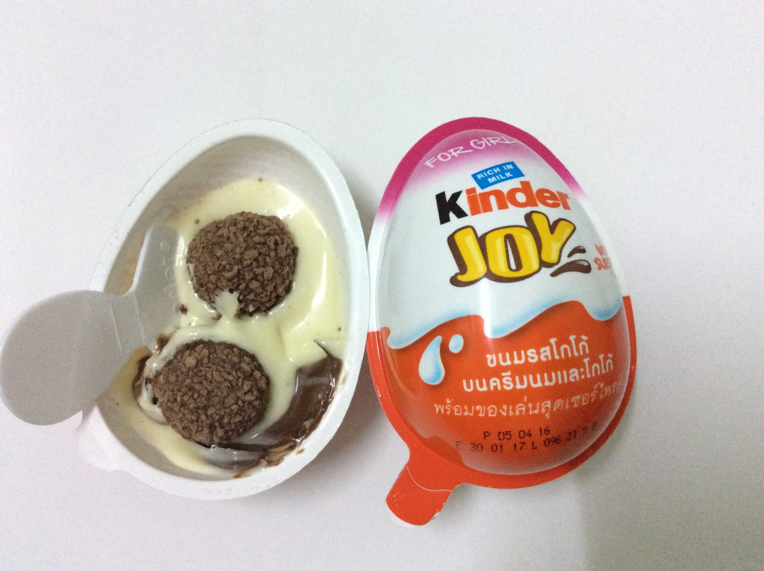Trứng Kinder Joy (combo 8 quả) - Hàng nội địa Ấn Độ