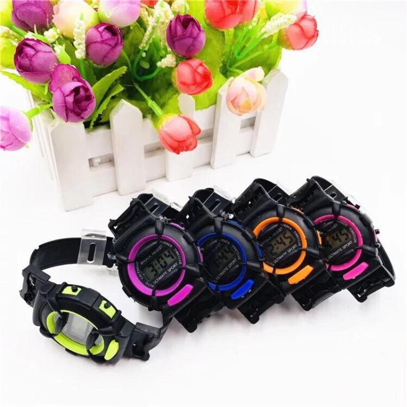 Nơi bán (Tặng hộp đựng đồng hồ) Đồng hồ điện tử thời trang trẻ em ULTIMATE SPORT CS77