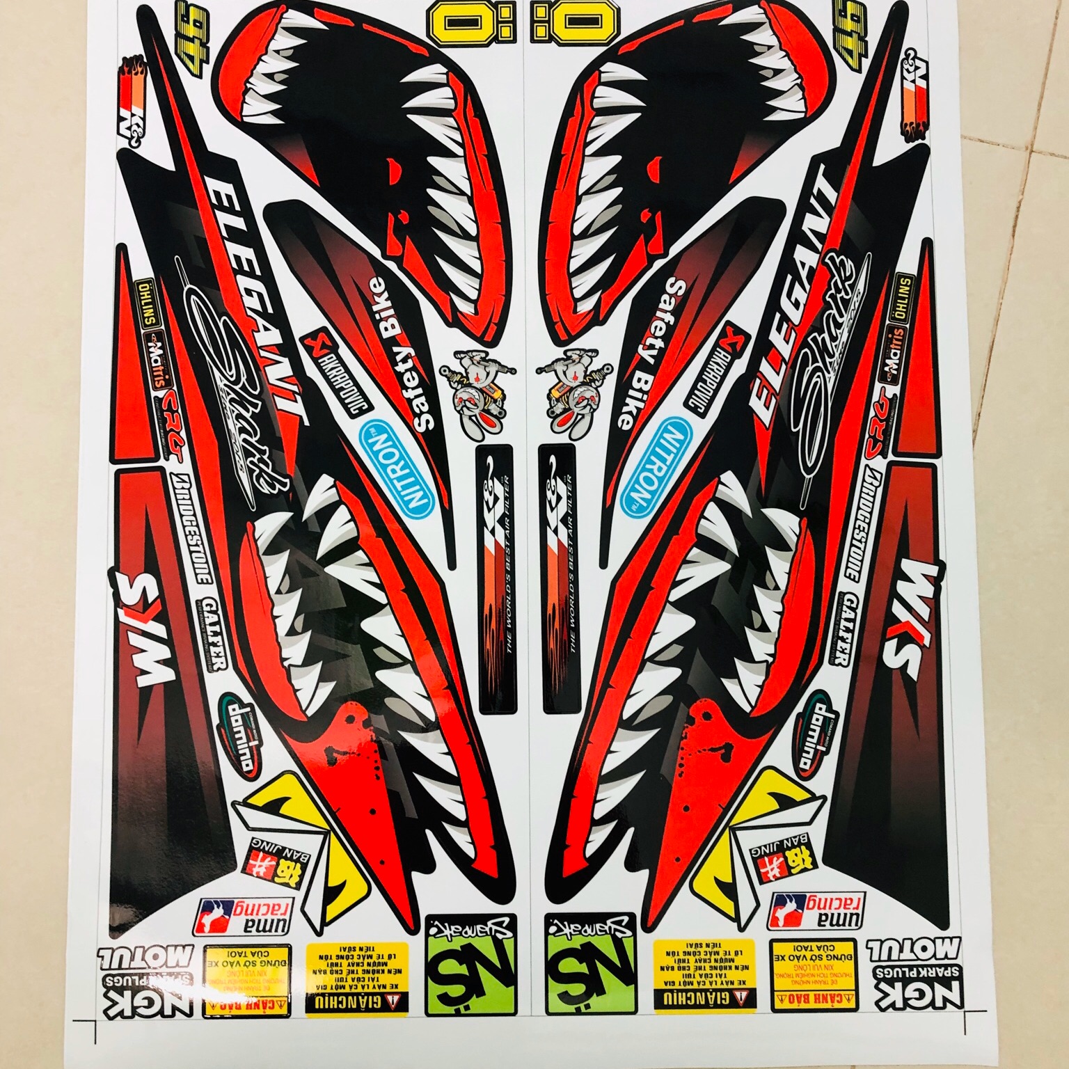 Tem rời elegant cá mập đỏ đen 2018