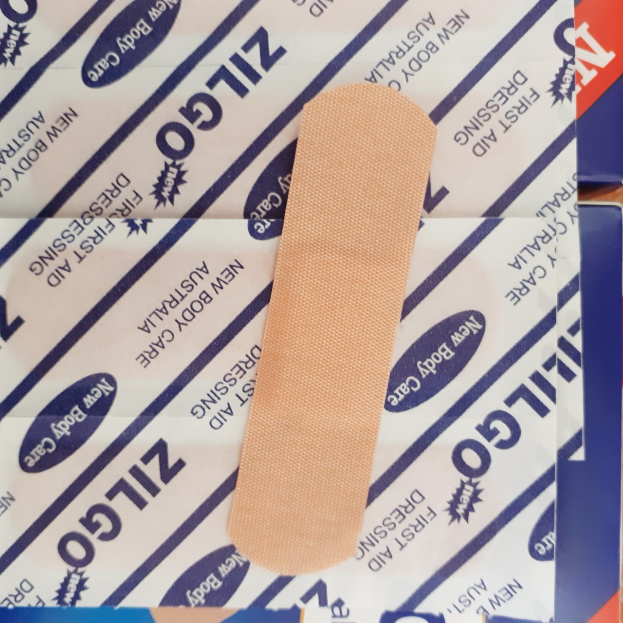 BĂNG KEO CÁ NHÂN ZILGO ( CABON 5 HỘP )