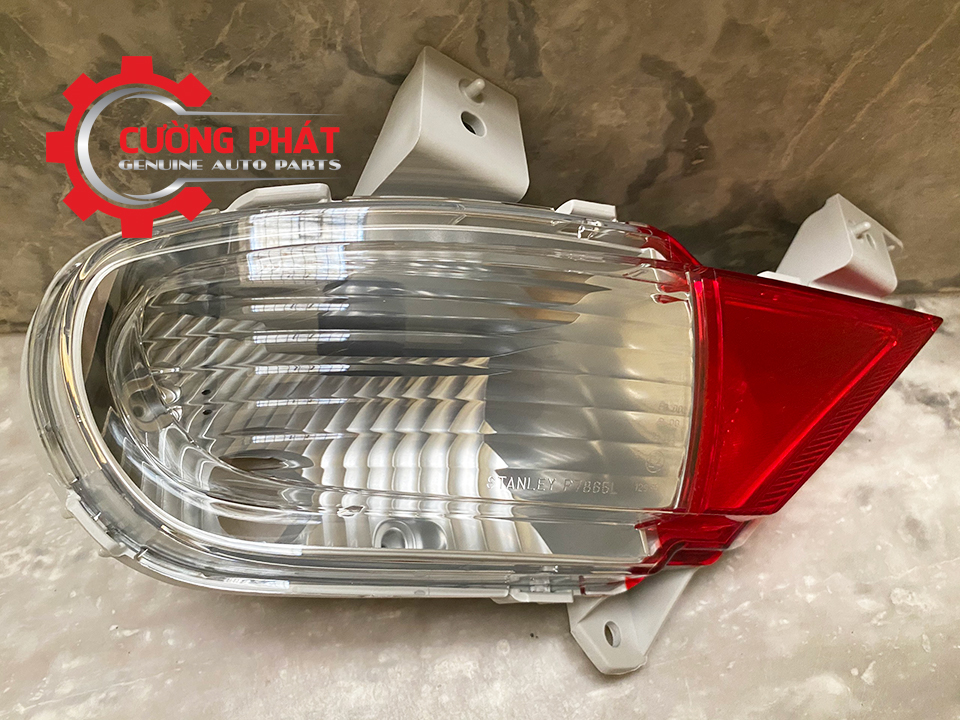 Đèn cản sau mitsubishi pajero sport 2011-2017 8336a075, 8336a118