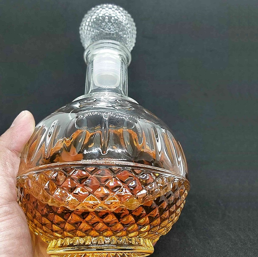 Glass Bottle 1000ML – Ground Shape – Dot Design – A3 pattern – 1 bottle