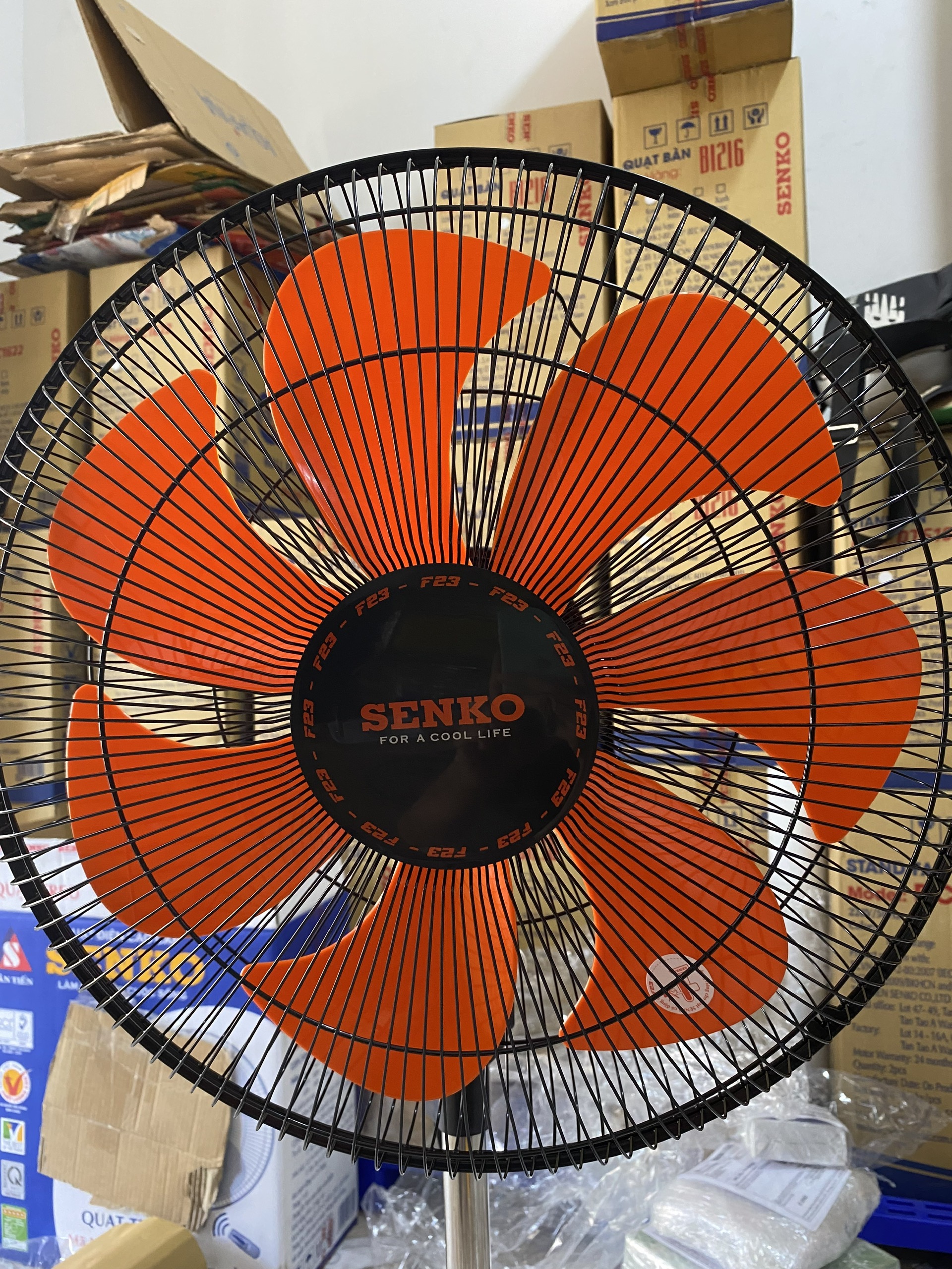 Senko - Quạt lỡ thân sắt LTS1636, 7 cánh
