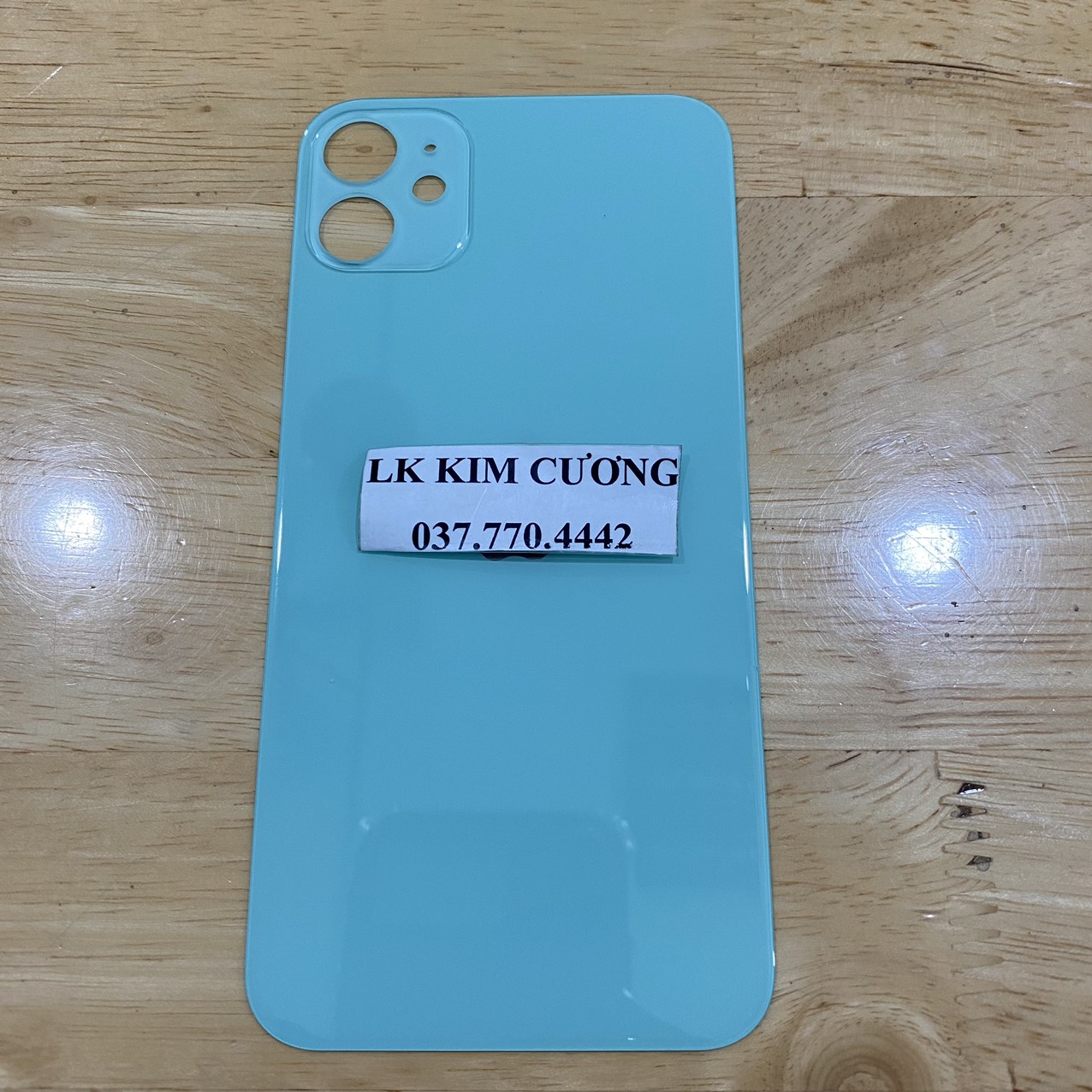 Mặt lưng LỖ TO thay thế cho ip 11