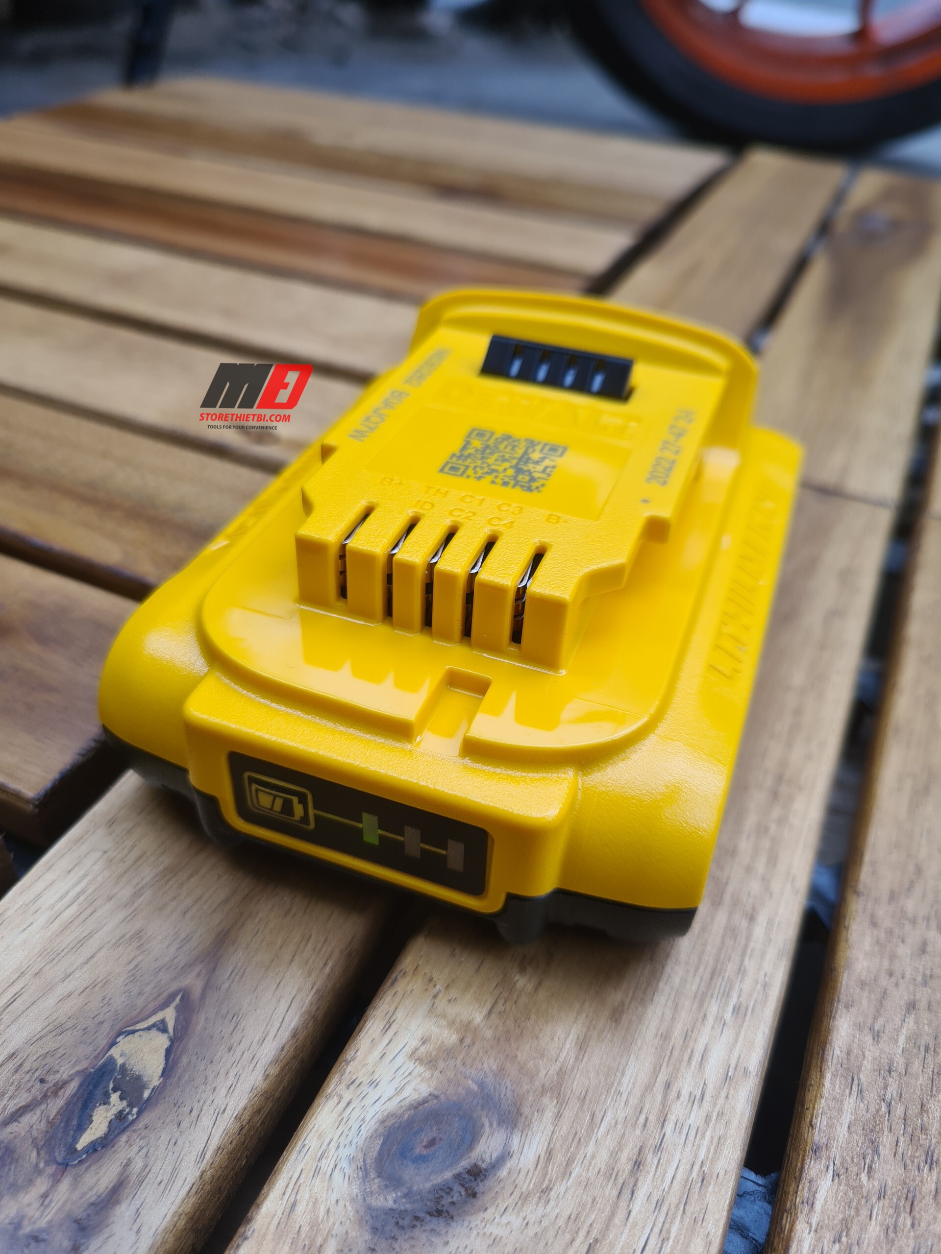 [HCM]Pin 18V 2.0Ah Dewalt Dcb183