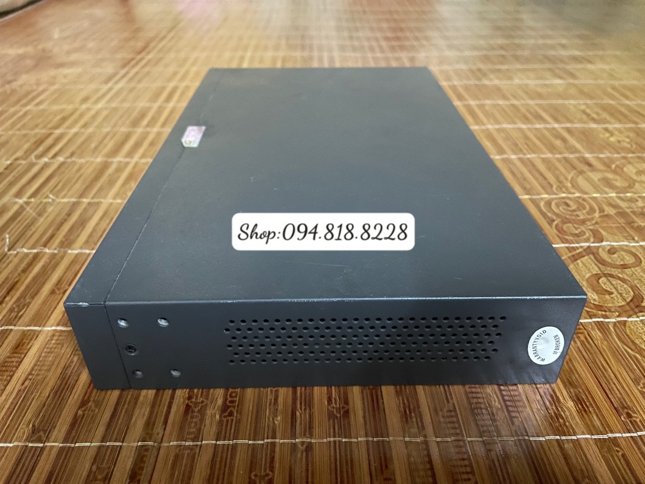 Switch TP-link Chia Tín Hiệu 24 cổng