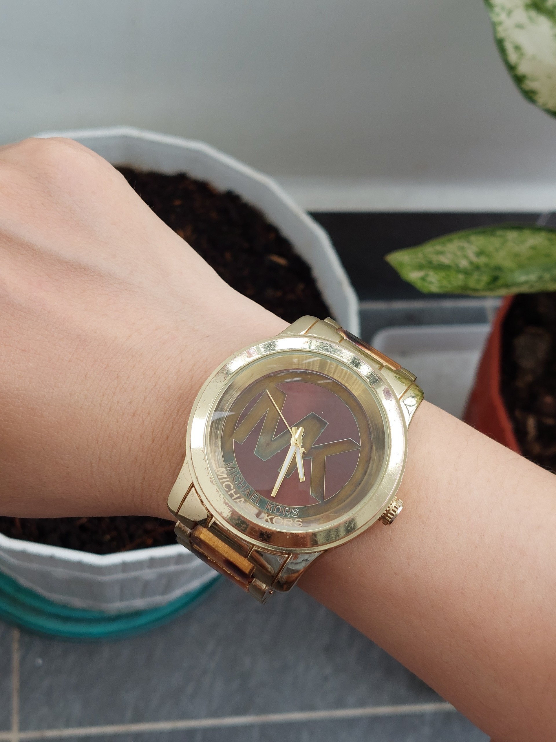 Đồng hồ nam Michael Kors chạy pin hàng Si