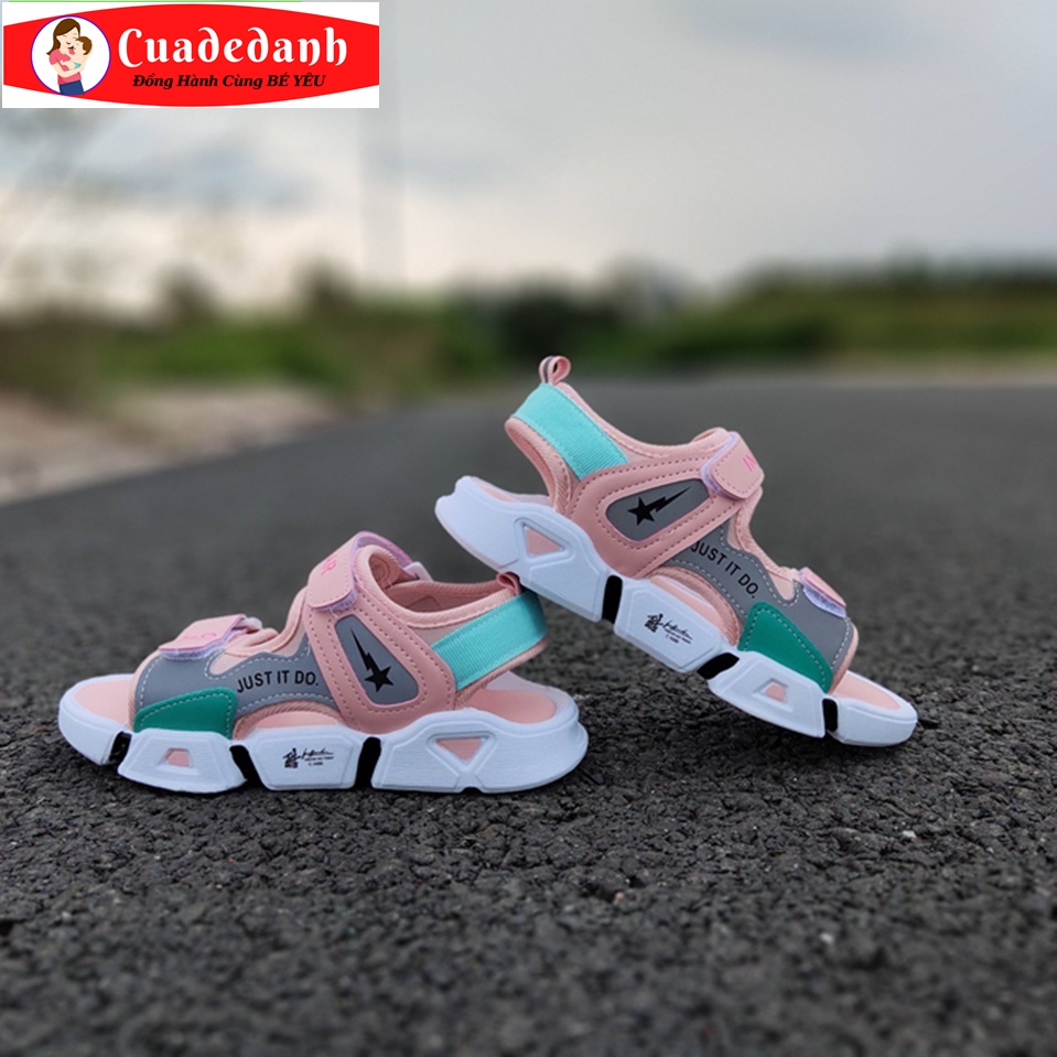 [HCM]Dép Sandal Cho Bé Nhẹ Mềm Êm Chân Phong Cách Hàn Quốc