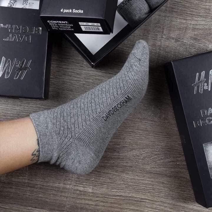 Combo Hộp 4 Đôi Tất HM Xịn Xò