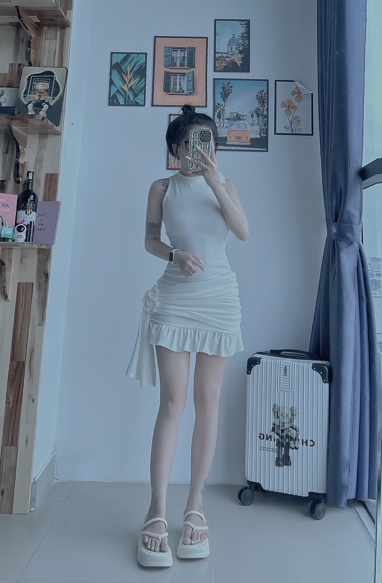 Đầm body phối hoa ba lỗ siêu xinh kaka