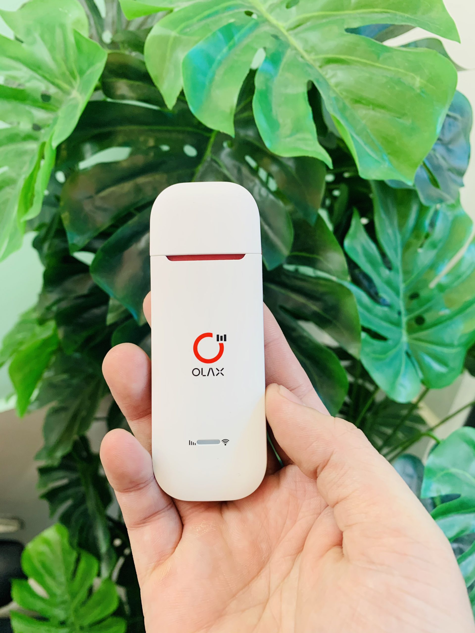 Usb Phát Wifi 4G Olax U80 Elite , Olax U90 150Mbps - Tốc Độ 150Mb, Chia Sẻ Cho 10 Thiết Bị Kết Nối Cùng Lúc