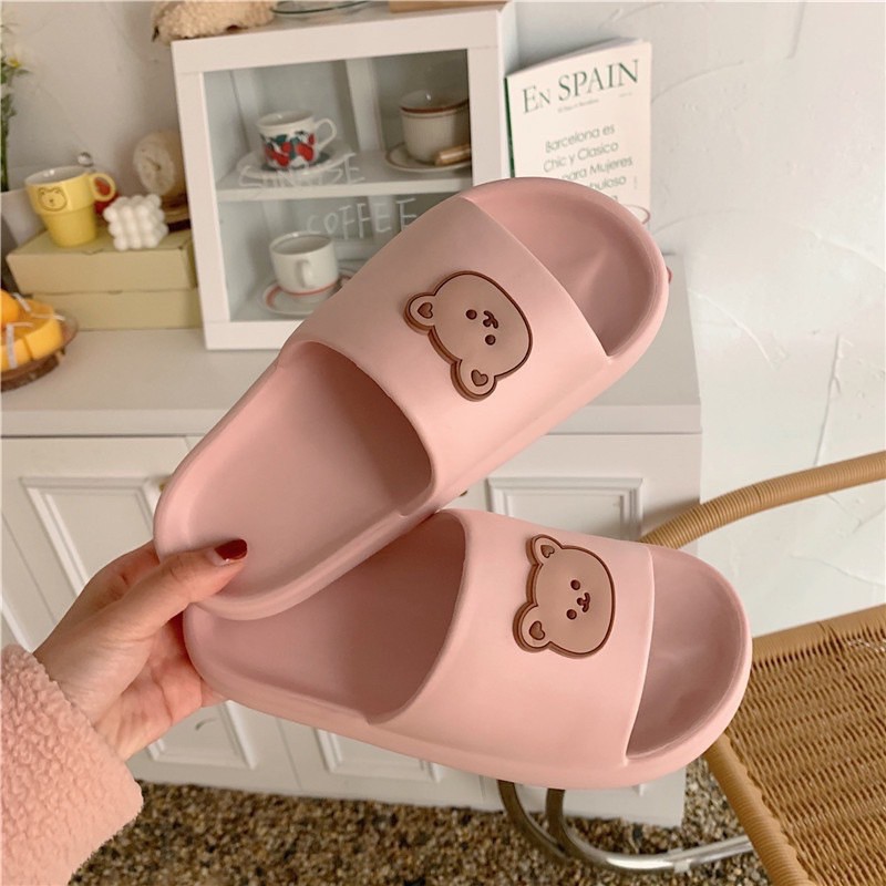 Dép đế bánh mì hình gấu sieu cute