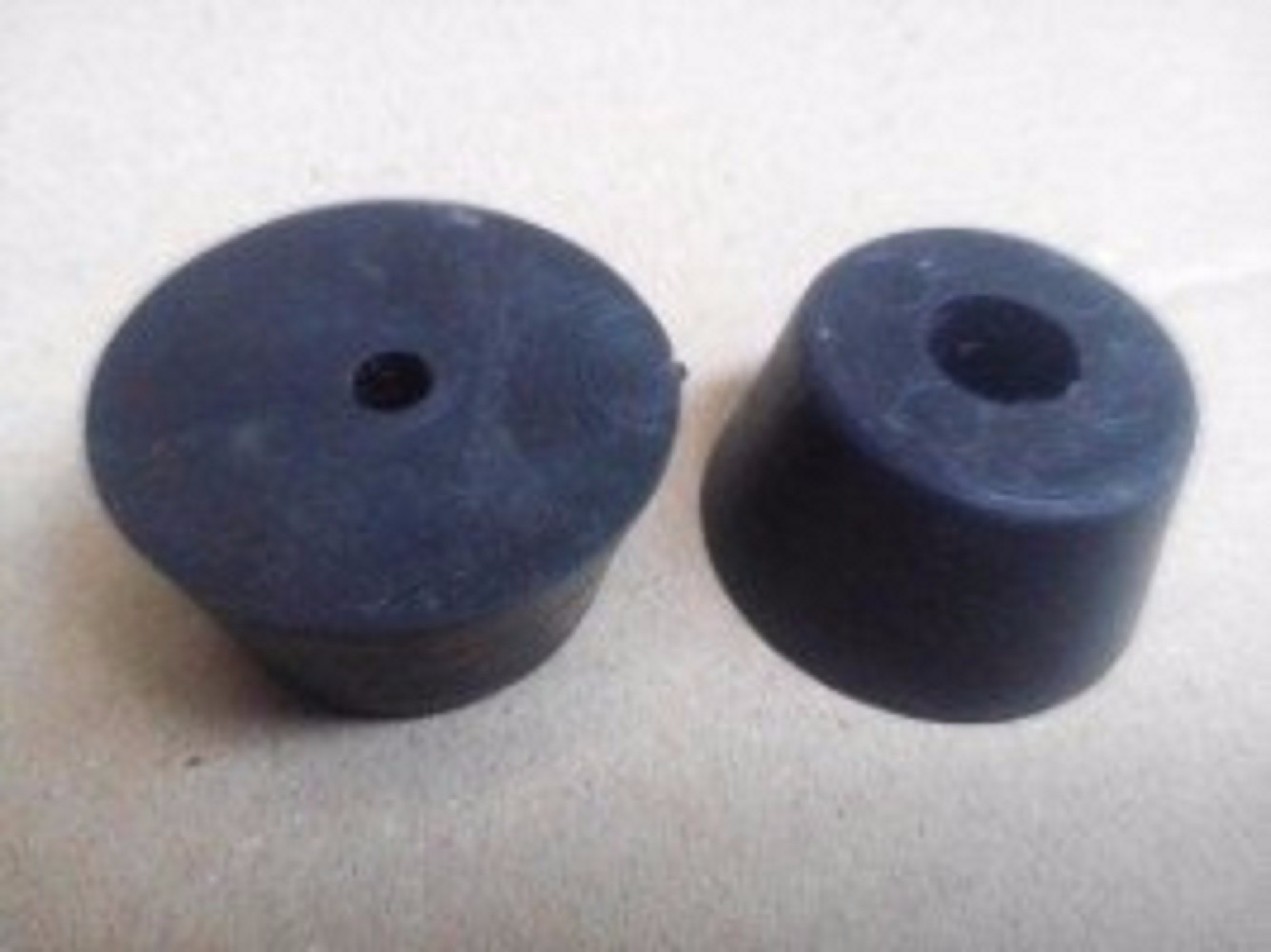 Chân đế cao su cho loa thùng : 4 chiếc - CCS