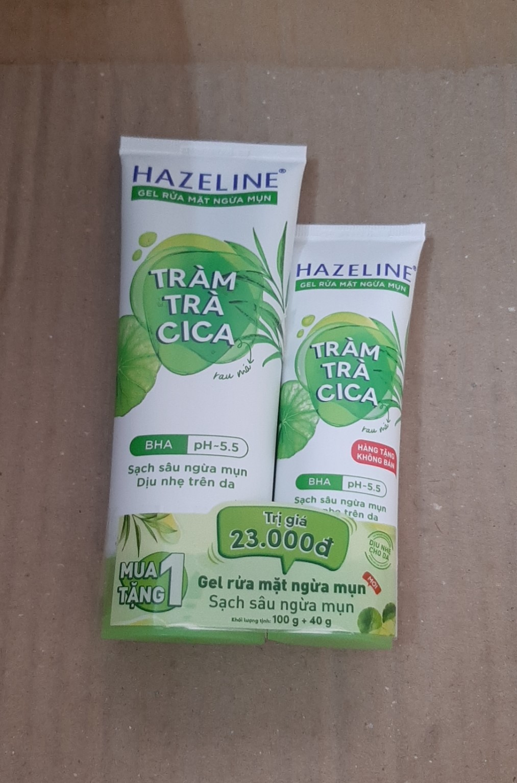 Gel rửa mặt ngừa mụn Hazeline tràm trà cica 100g có tặng