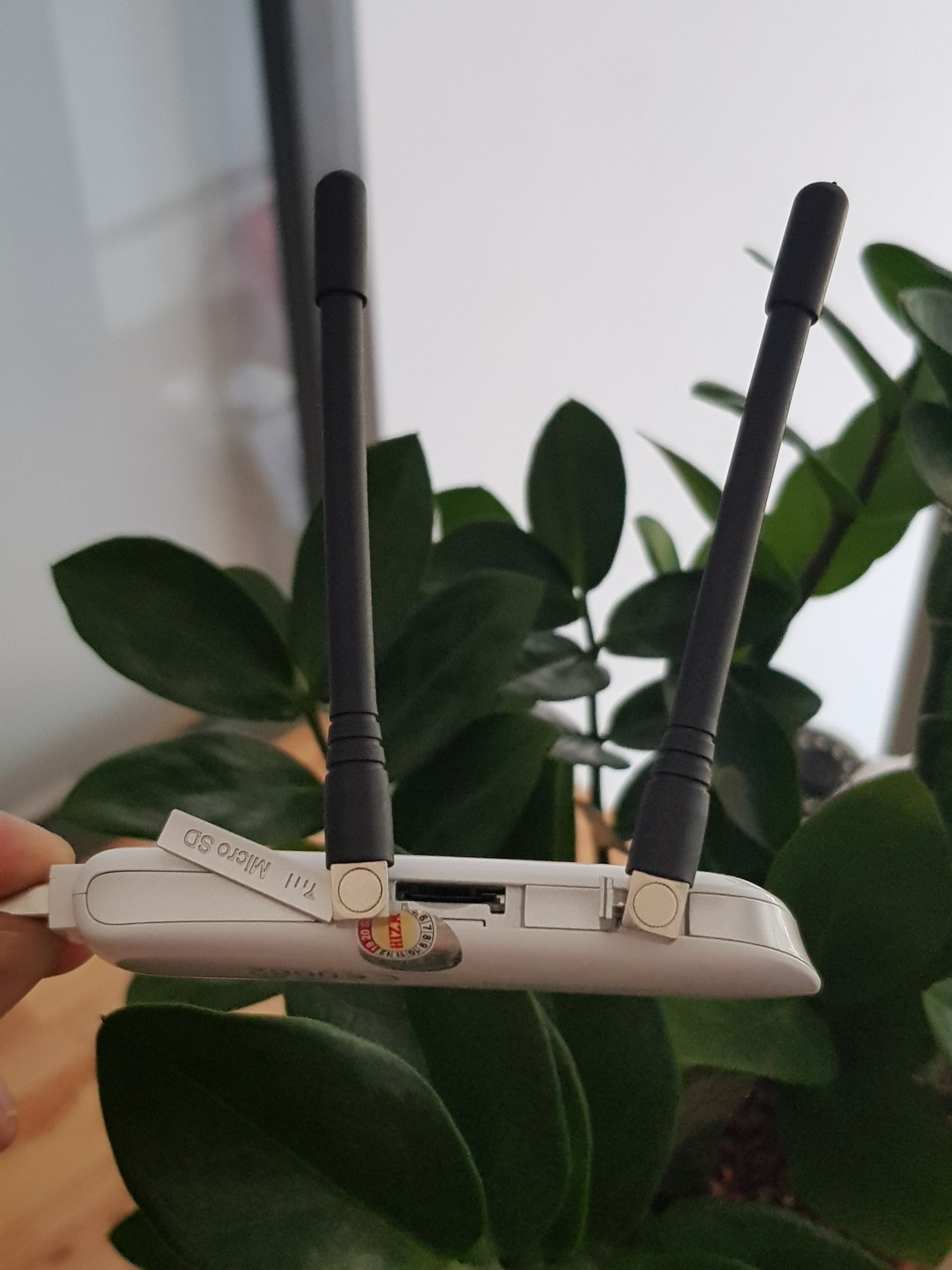 [HCM]Ăng-ten TS9 3dBi cho thiết bị phát wifi usb dcom