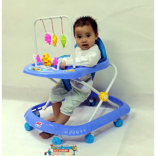 Xe tập đi 3 con chim