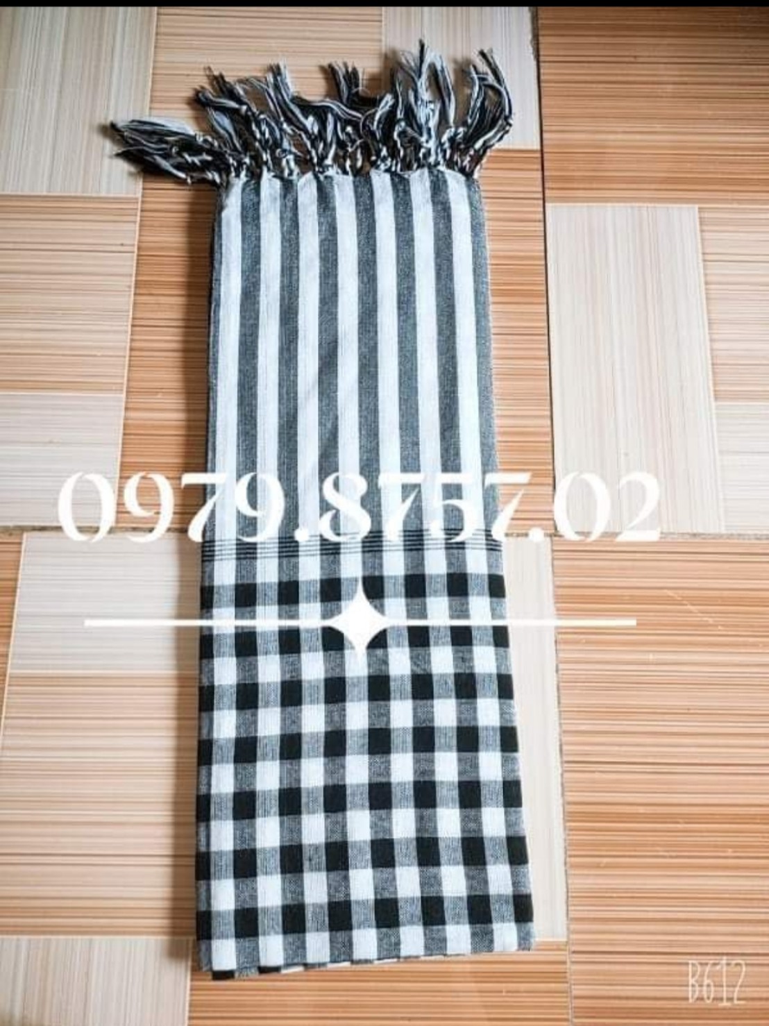 Khăn rằn 40x155cm màu đen trắng